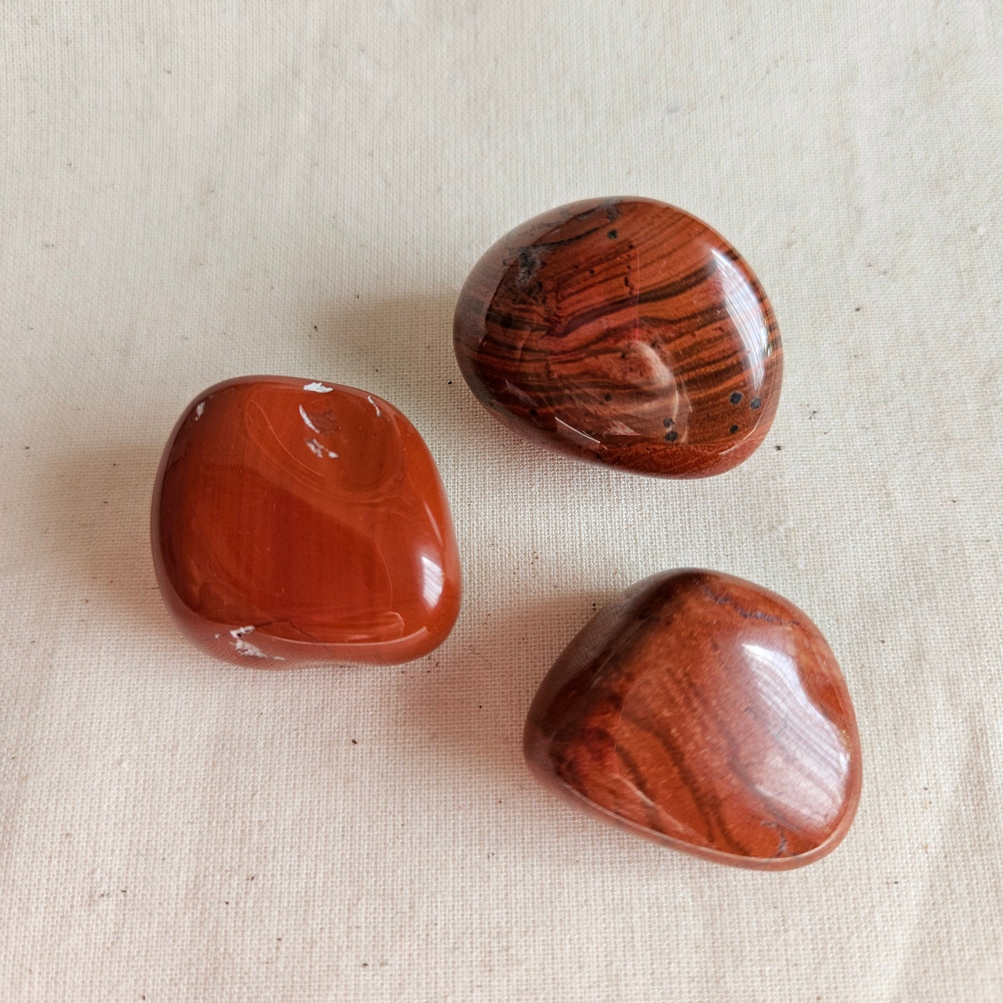 Roter Jaspis Trommelstein