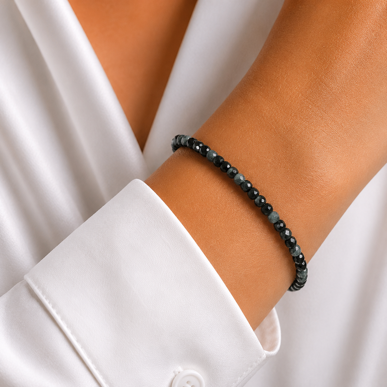 Blauer Turmalin Armband facettiert 4mm