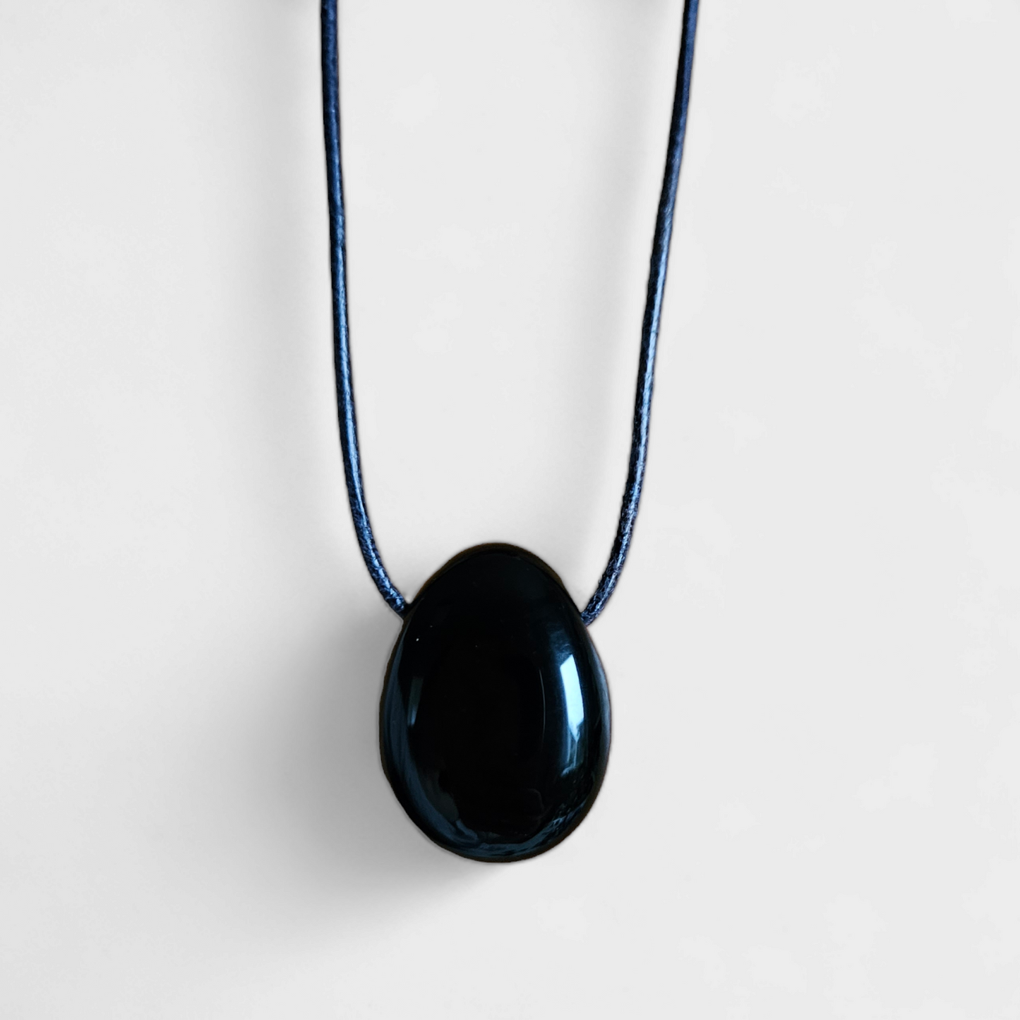 Obsidian Kettenanhänger gebohrt