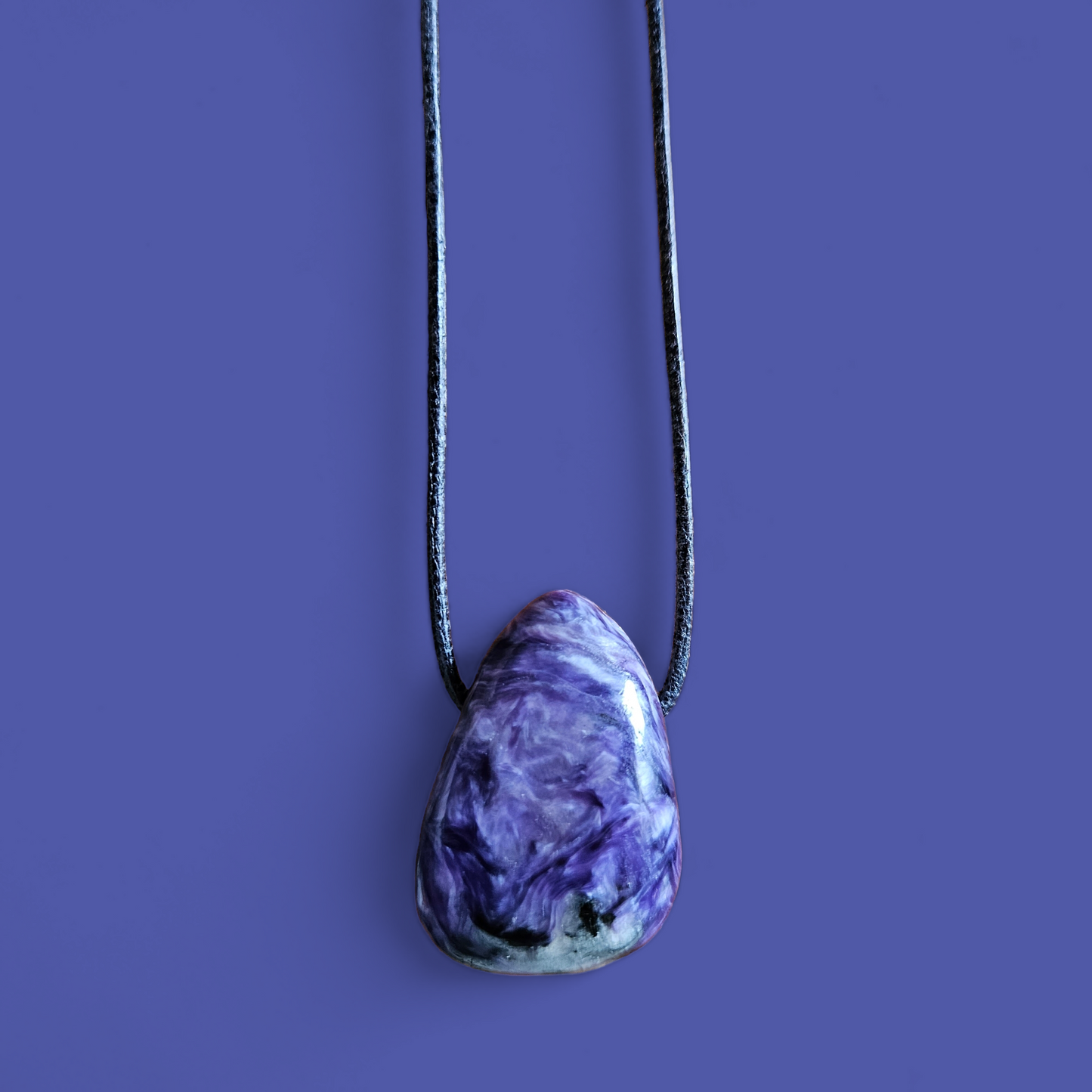 Charoit Kettenanhänger gebohrt