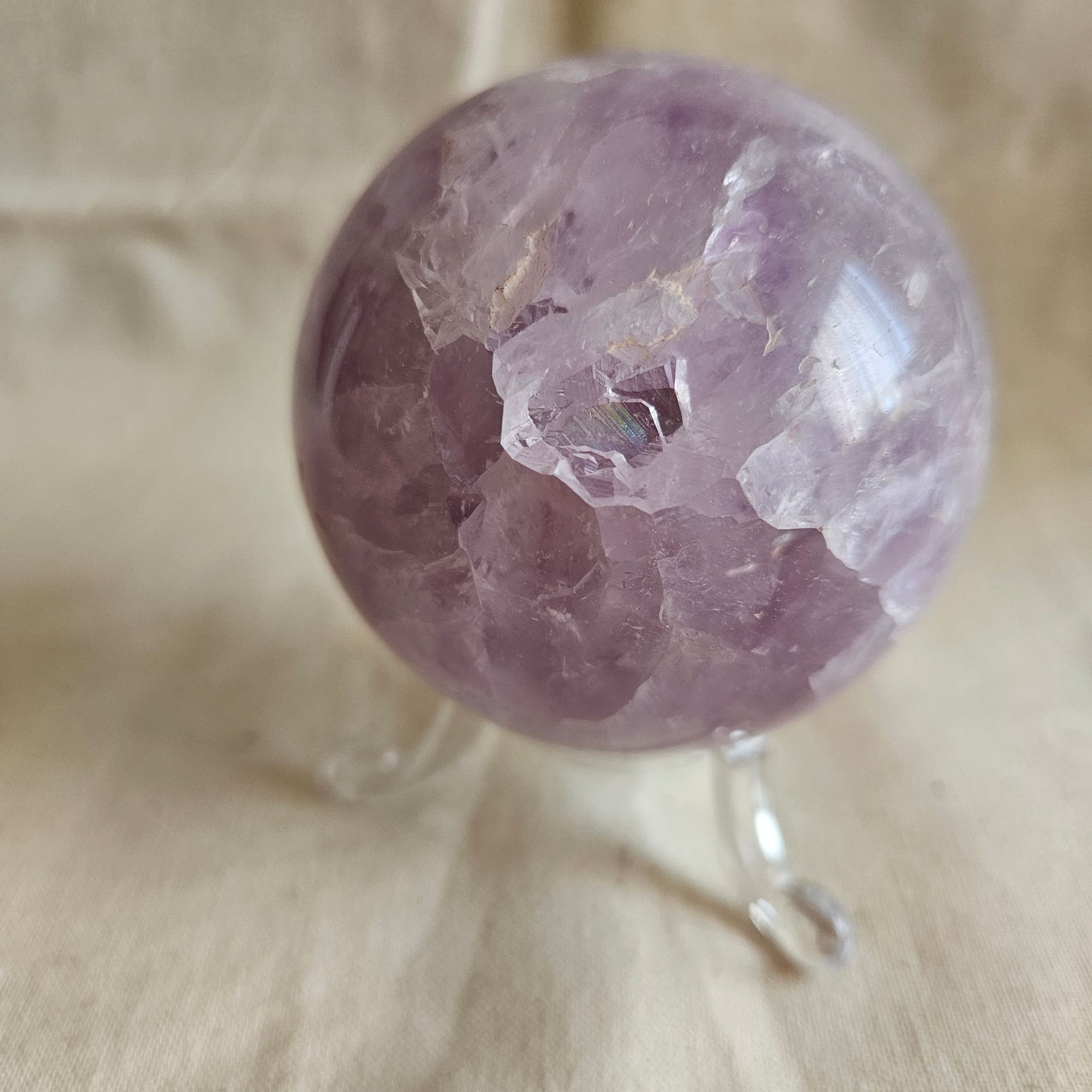 Helle Amethyst Kugel