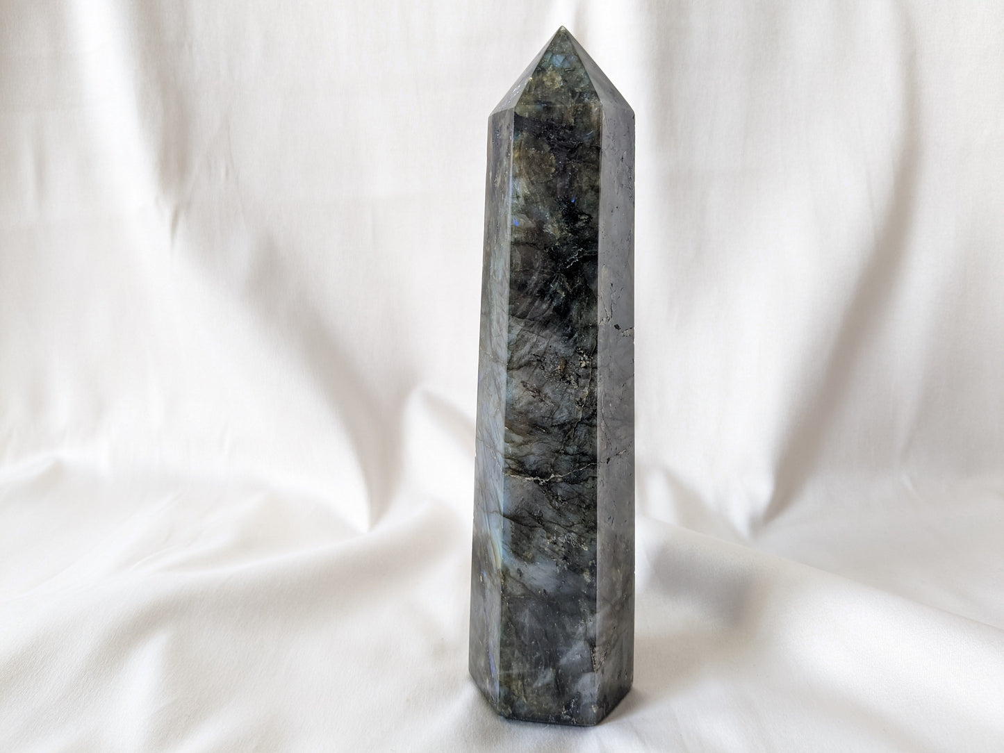 Labradorit Obelisk