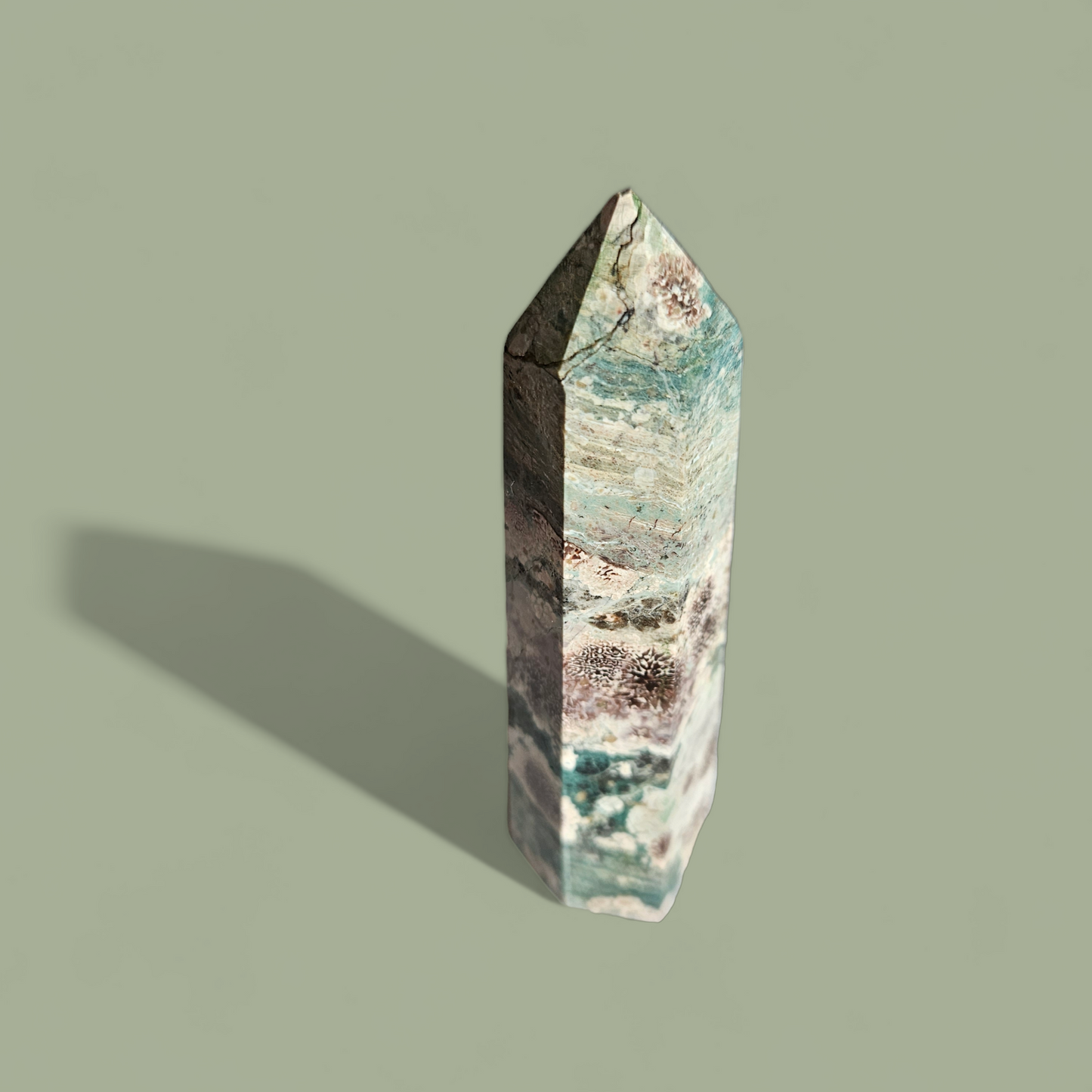 Vogelaugenjaspis Obelisk